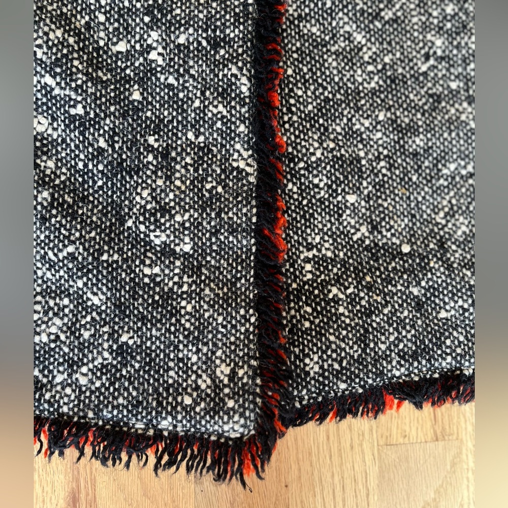 VTG 100% Wool Sloat & Co/NY Black and Red Tweed Skirt - Picture 4 of 12